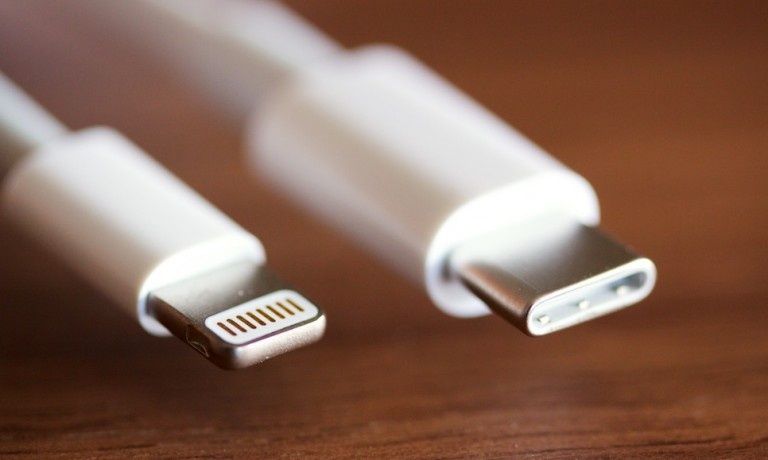 A photo of Apple's Lightning Connector (left) and USB-C (right)